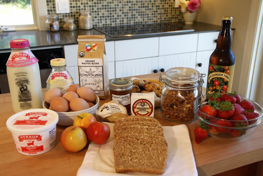 breakfast foods at applegarden cottage